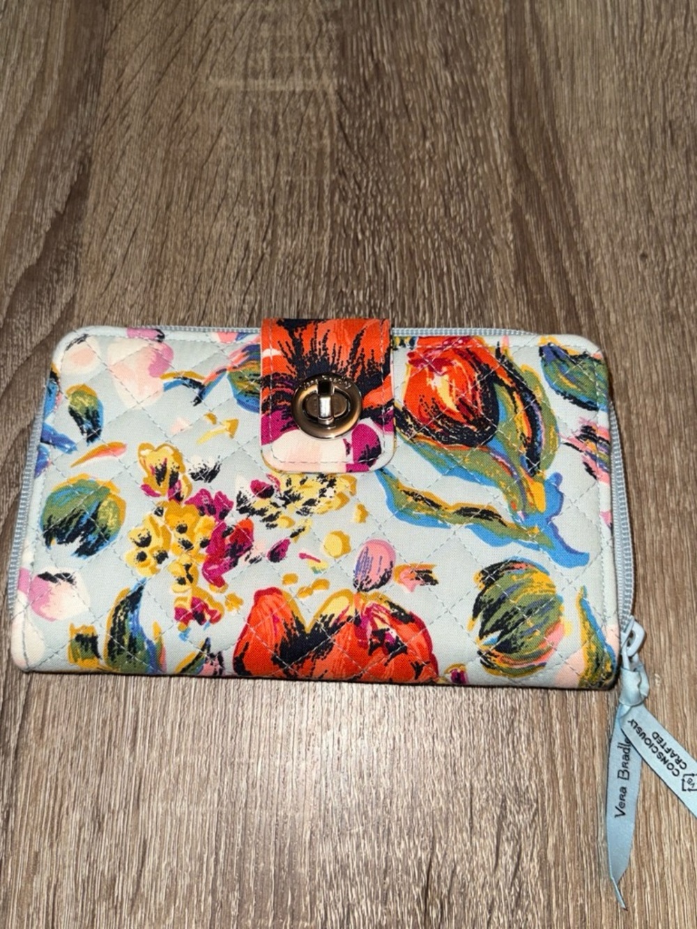 Vera Bradley Turnlock Wallet in Sea Air Floral